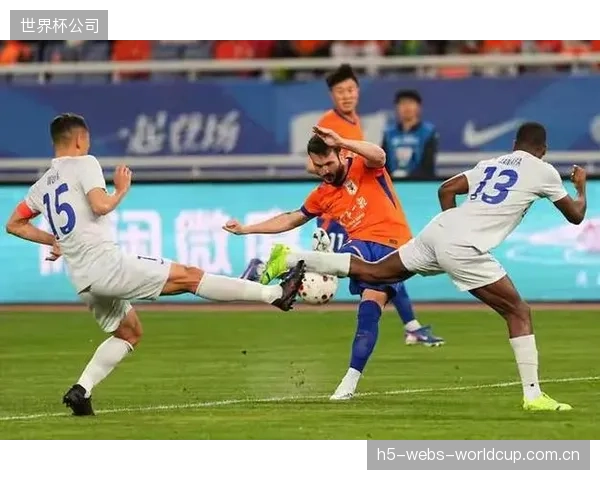 克雷桑个人数据抢眼，但山东泰山因罚分影响暂列积分榜第五。